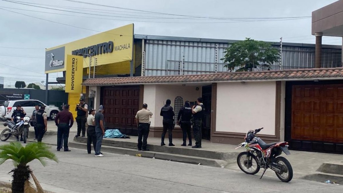 En las calles Palmeras y Octava Norte fue acribillado el abogado