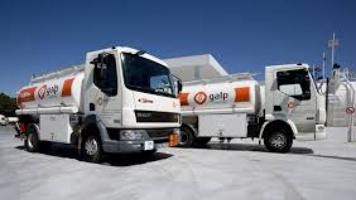 Transporte.- Los camiones que movilizan los productos de Galp.