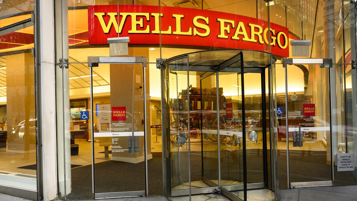 Entidad.- Una de las sucursales bancarias de Wells Fargo.