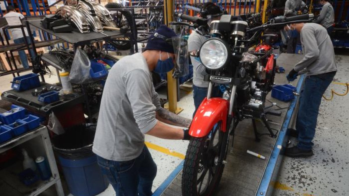 El aumento de salarios se efectuará en 22 sectores desde el 1 de enero de 2022.