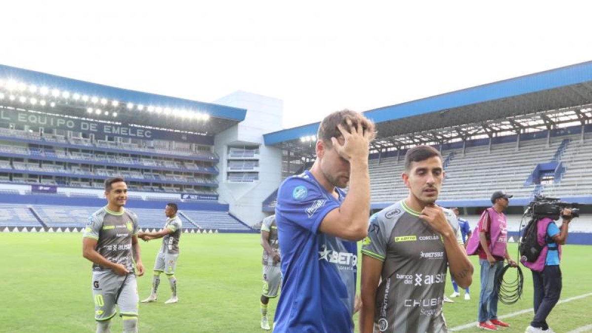 Emelec recibirá a Deportivo Cuenca en el estadio Capwell en el duelo clasificatoria a fase de grupos de Sudamericana.
