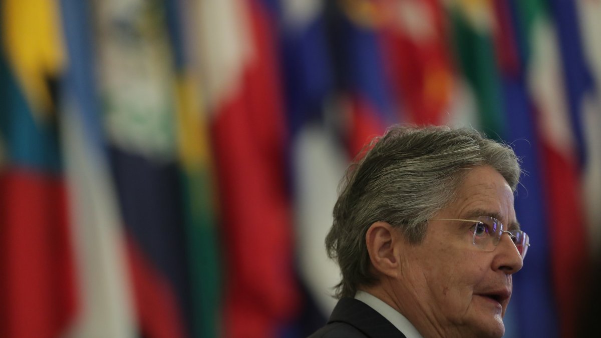 Guillermo Lasso llegó al poder en 2021 tras ganar las elecciones generales y derrotar a Andrés Araúz en segunda vuelta.