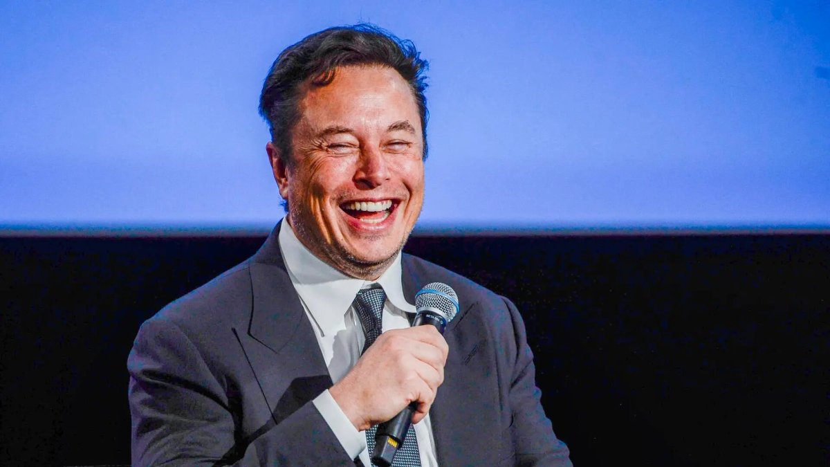 El magnate Elon Musk analiza su permanencia en la dirección de la red social.