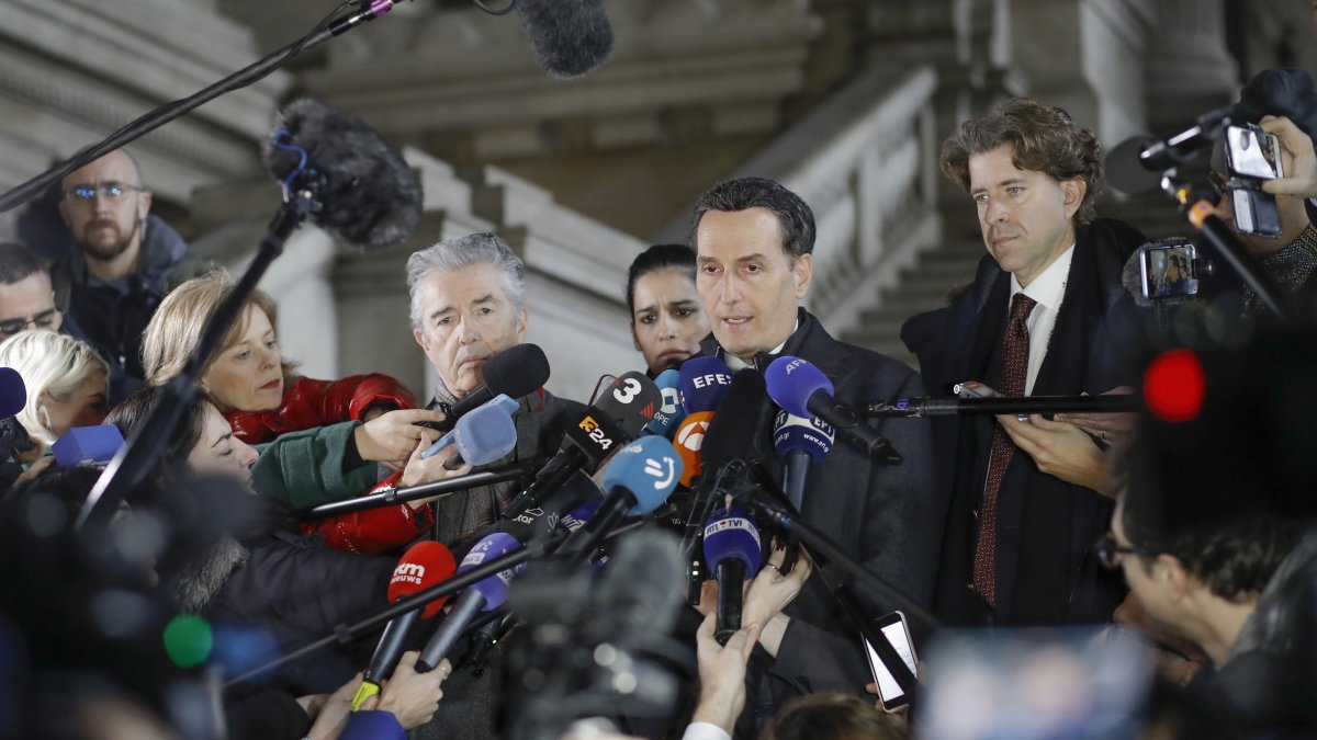 Lula encabezó una ceremonia en la que fue presentado el informe final elaborado por el equipo de transición