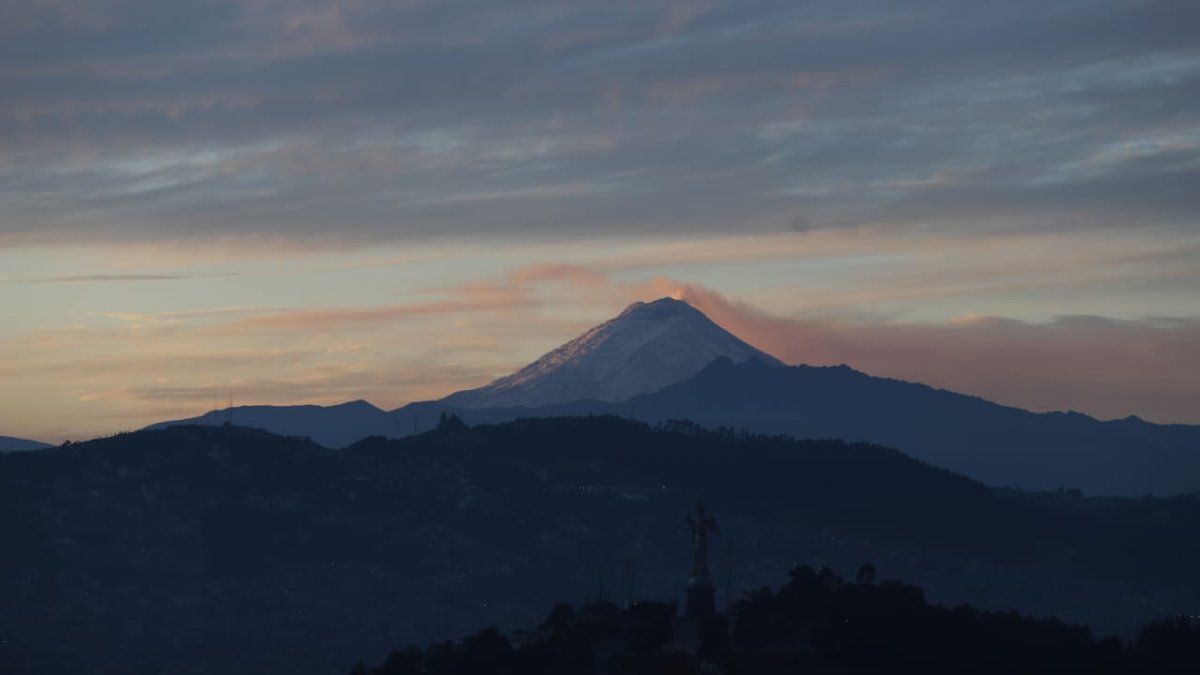 Dato. El Instituto Geofísico de la Escuela Politécnica alerta de la actividad.