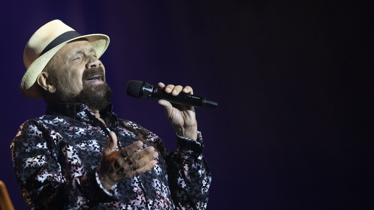 Herencia. Andrés Jiménez, conocido como El Jíbaro, uno de los principales cantautores de música típica.