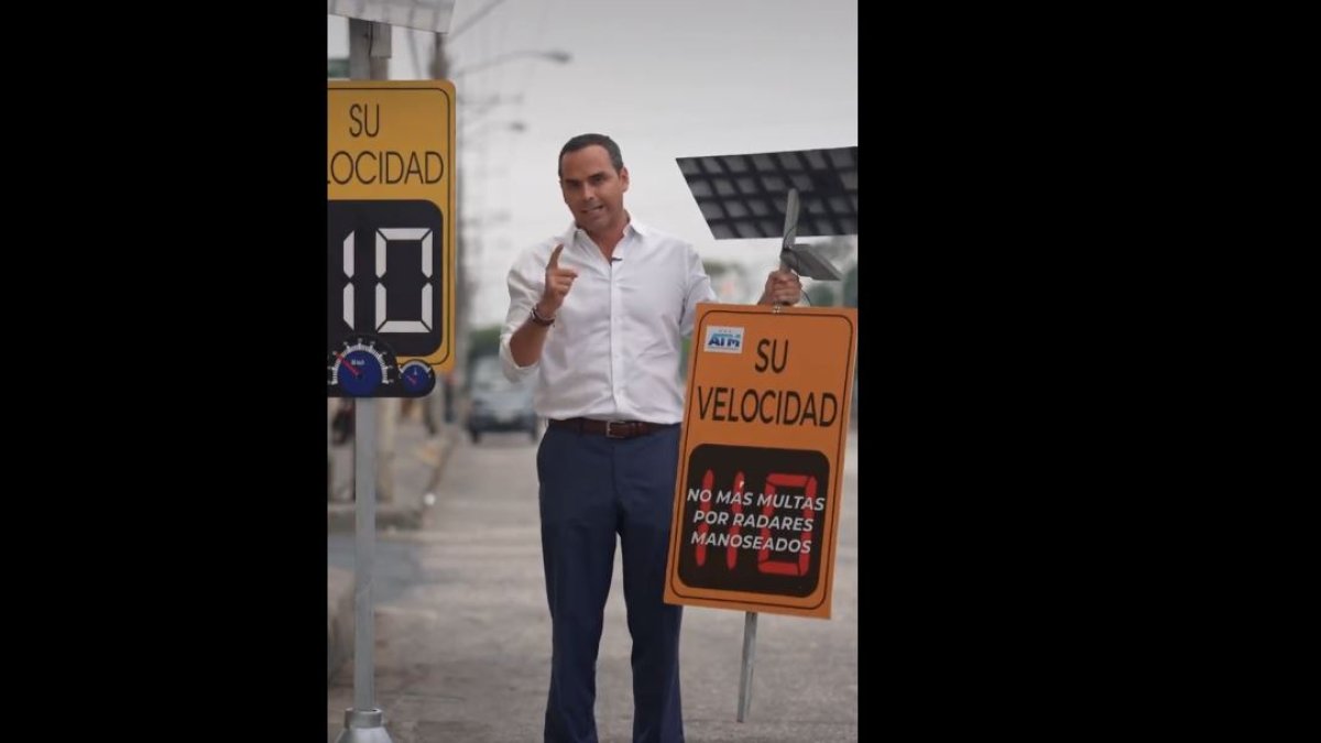 El candidato a la Alcaldía de Guayaquil Pedro Pablo Duart difunde videos antes de la campaña electoral.