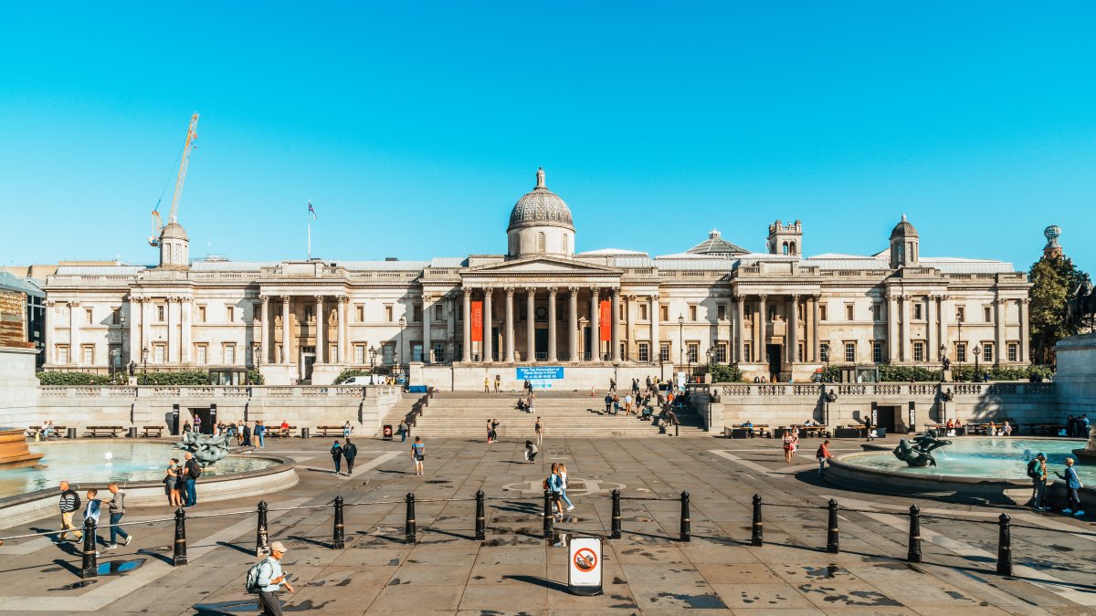 Londres. Trafalgar Square es uno de los lugares icónicos de todo el Reino Unido y en el tercero en una lista.