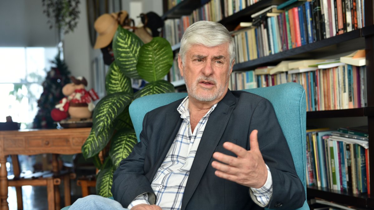 Fernando Carrión, quien integra el Comité Nacional de Debates.