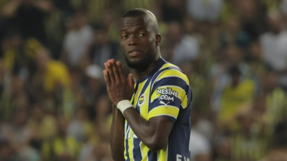 Enner Valencia sigue en racha en Turquía. Anotó el gol de la clasificación en la Copa de Turquía.