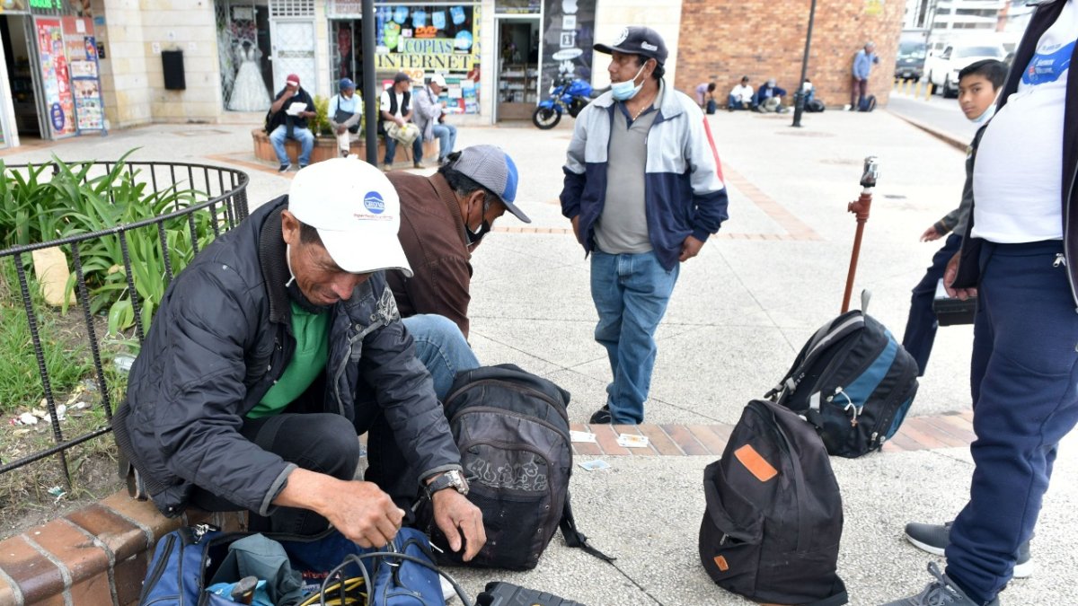 El empleo es uno de los problemas que se ha reactivado lentamente.