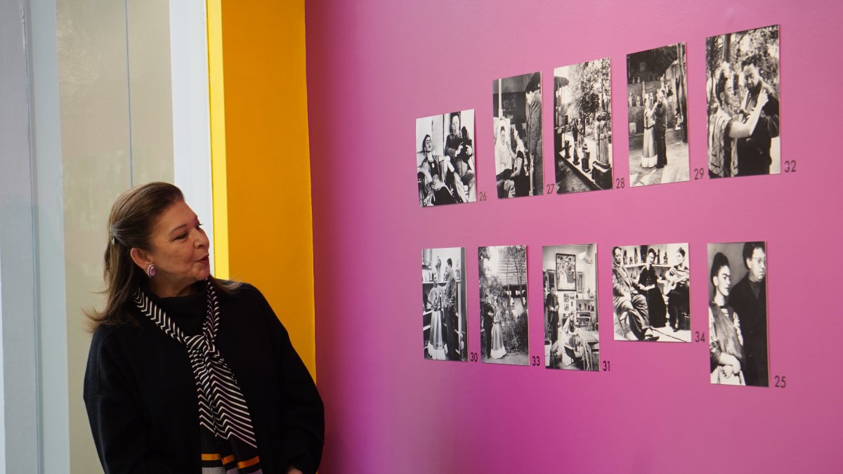 La Paz. La muestra es fotográfica y testimonial de la pareja mexicana.