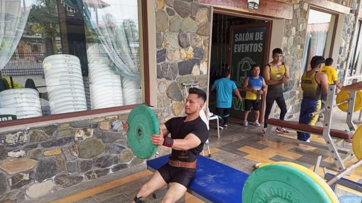 . Christian Pérez busca imponer su marca para que se practique el fisiculturismo en silla de ruedas.