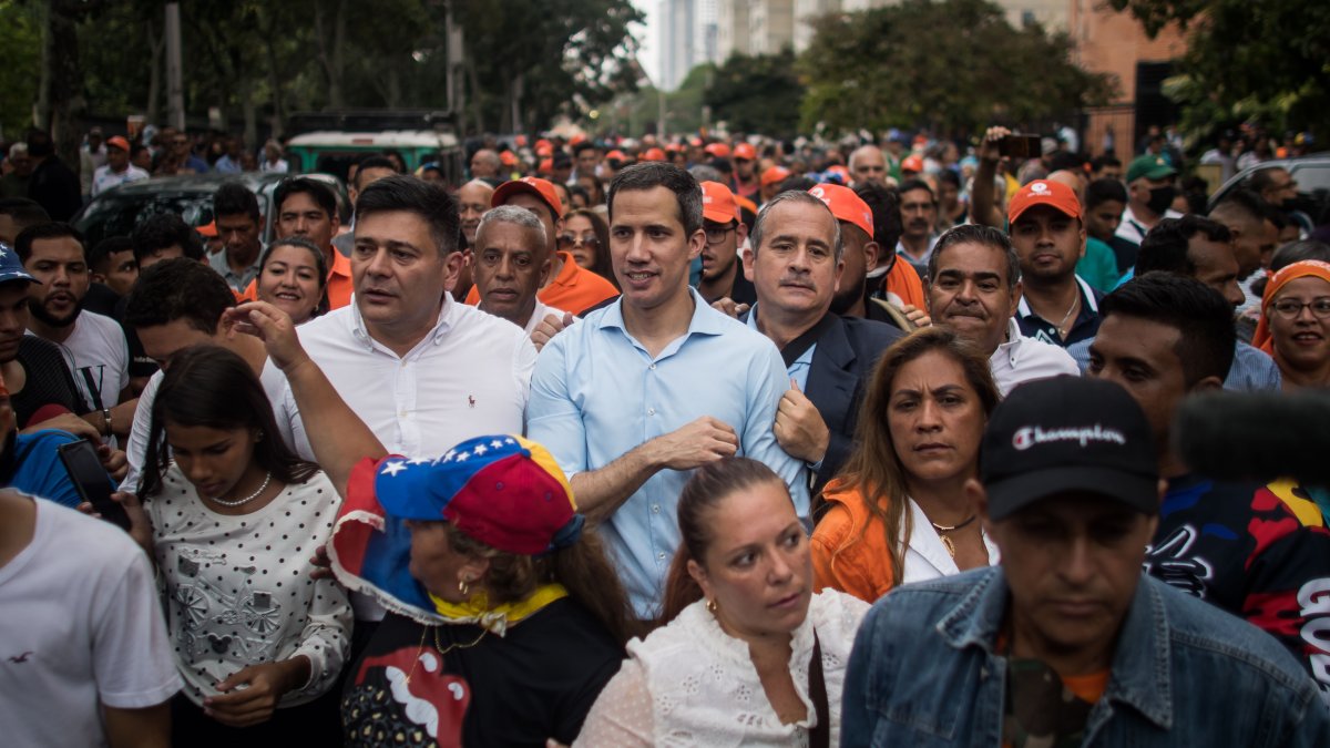 Juan Guaidó fungió como presidente interino de Venezuela por decisión de la Asamblea Nacional de mayoría opositora y que tiene el reconocimiento de varios países incluido Estados Unidos.