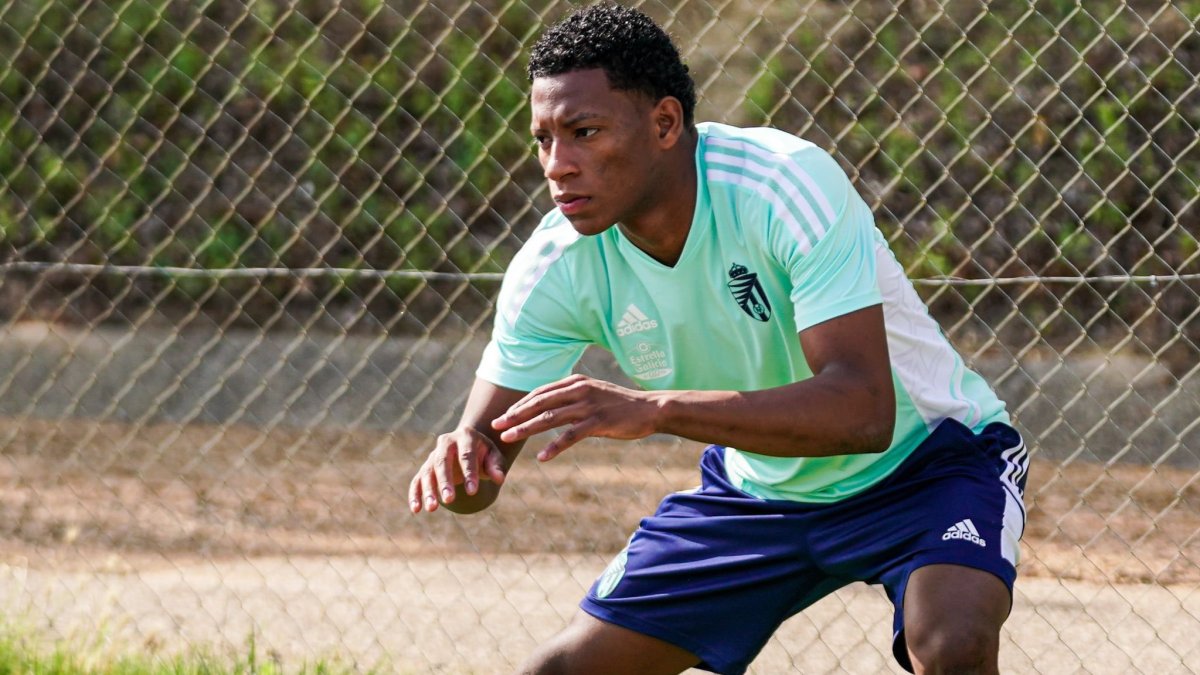 El extremo ecuatoriano, Gonzalo Plata, sería titular en el duelo de este 4 de enero de 2023 contra el Alavés