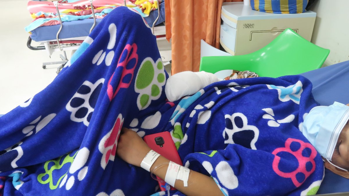 Daños. Un total de 17 niños ingresaron al Hospital Francisco de Icaza Bustamante, en su mayoría por amputaciones de sus dedos.