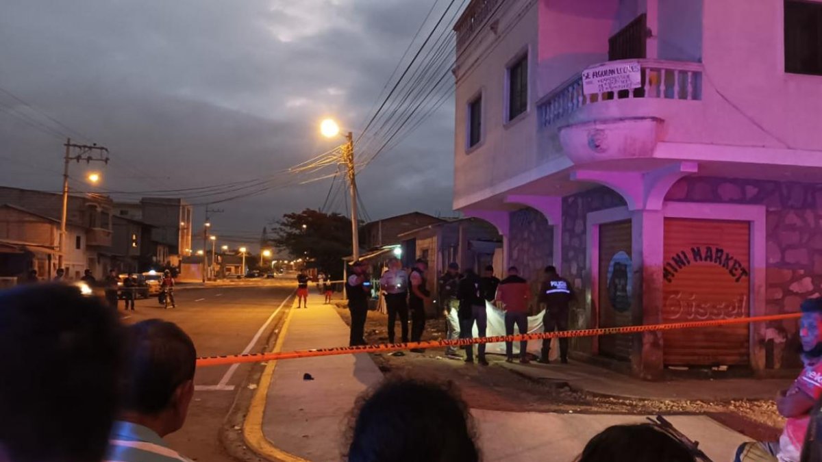 Un hombre fue asesinado en el barrio Abdón Calderón. La Policía investiga el hecho.