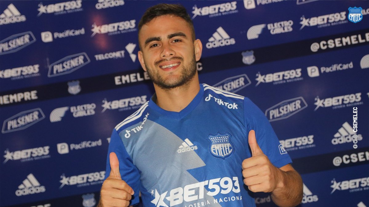 Joseph Espinoza, volante de Emelec, espera ser campeón con los eléctricos.