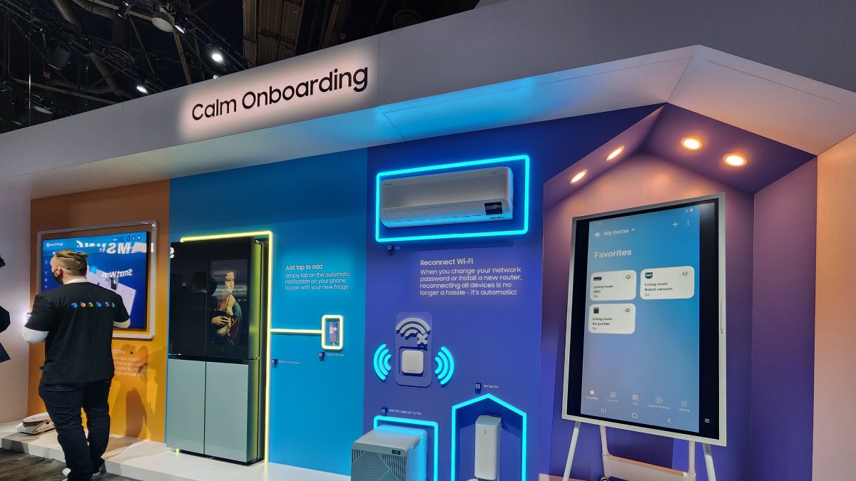 Este equipo también funciona como una potente plataforma de carga que admite carga inalámbrica de hasta 15 W.