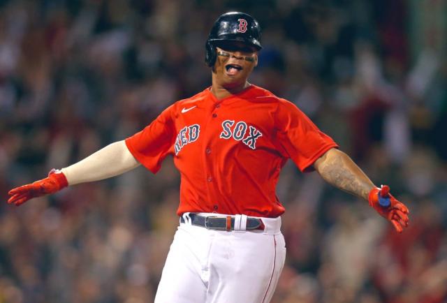 Rafael Devers pagará un lote de millones por tomar este préstamo