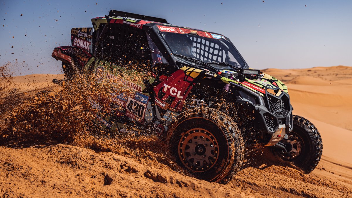 Sebastián Guayasamín durante la sexta etapa del rally Dakar.