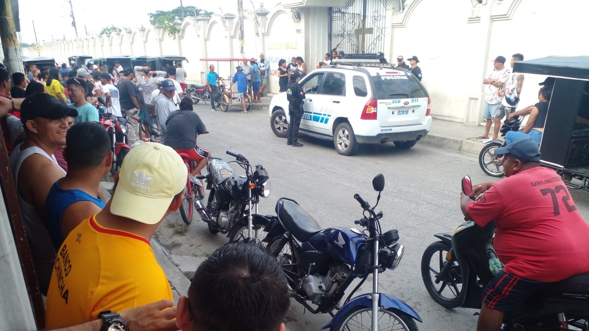 El hecho ocurrió en el centro del cantón y dejó un muerto y un herido.