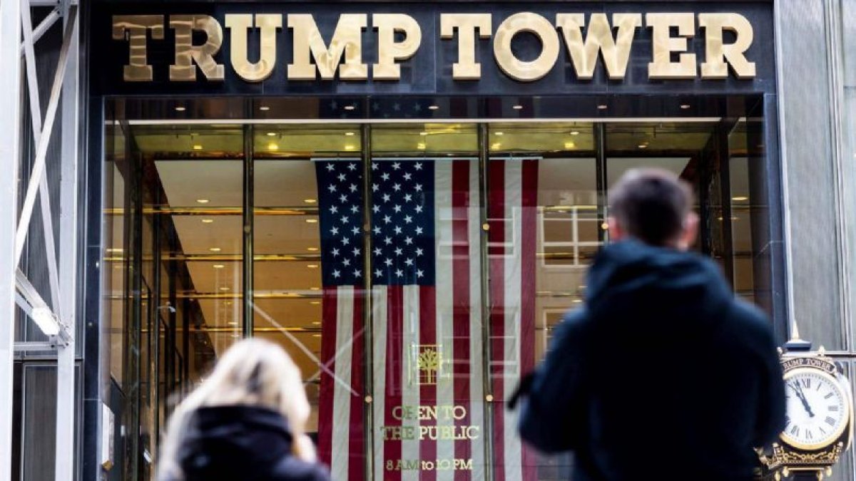Edificio.- Una de las torres donde está la marca del expresidente de Estados Unidos, Donald Trump.