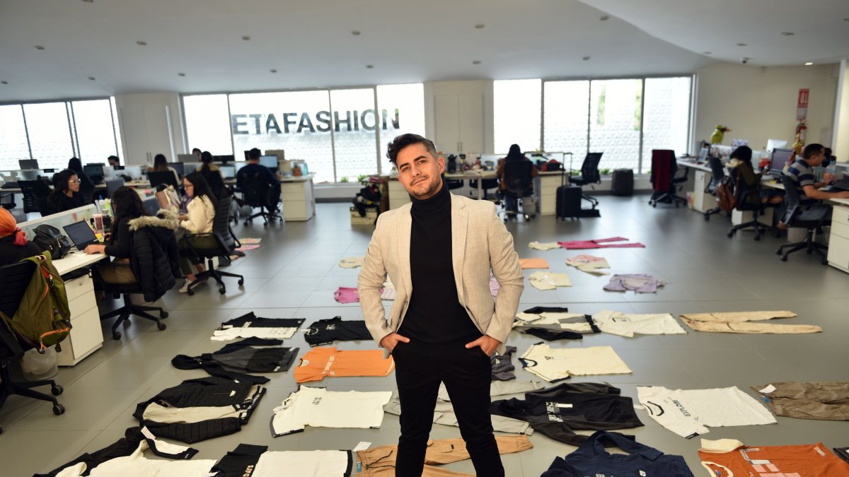 Gabriel Juncal resalta la cadena productiva digna que una empresa textil debe tener.