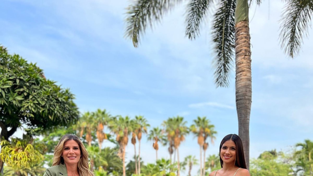 Gaby con Pamela Sambrano.