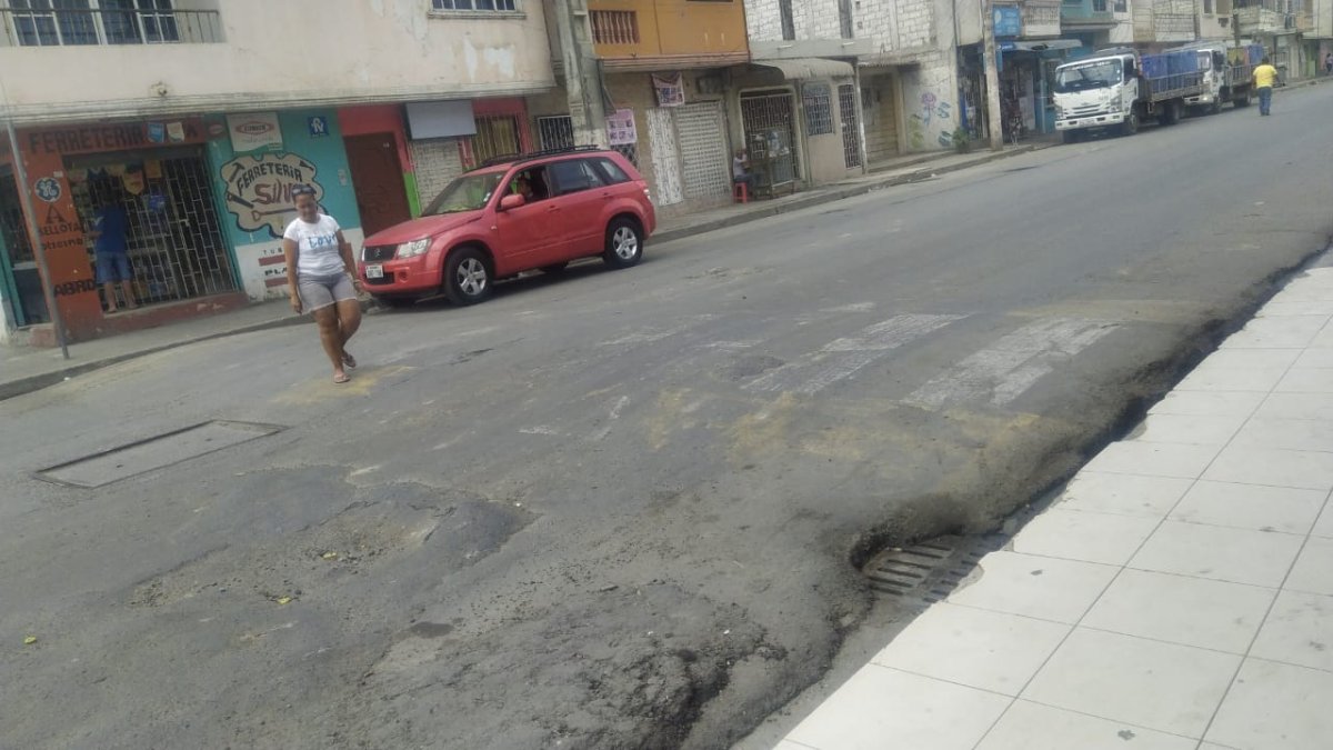 Los pasos cebra de la Abel Gilbert 3 están desgastados.