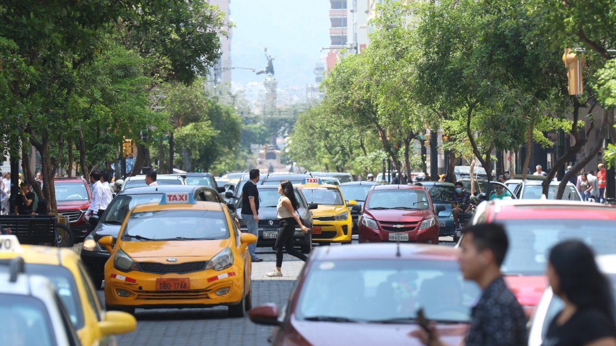 Movilidad. La ciudadanía quiere que el centro sea más seguro para el peatón. Pide más espacio para él y no para el auto.