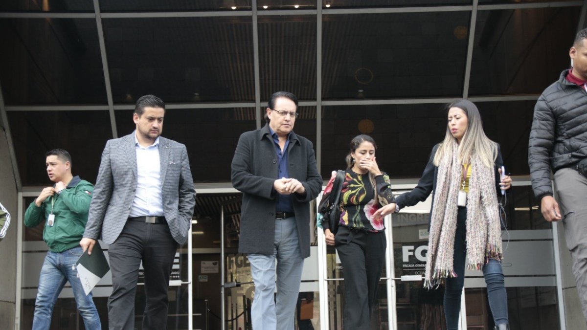 Durante su labor periodística y como legislador, Villavicencio presentó varias denuncias.