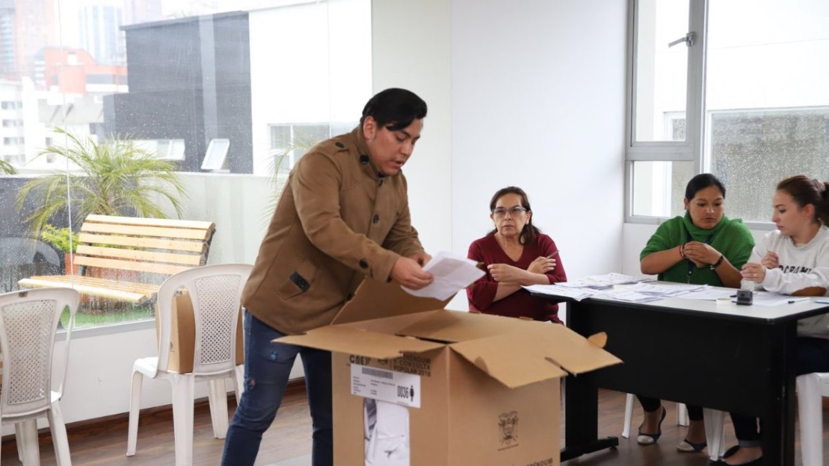 Simulacro de elecciones del Consejo Nacional Electoral.