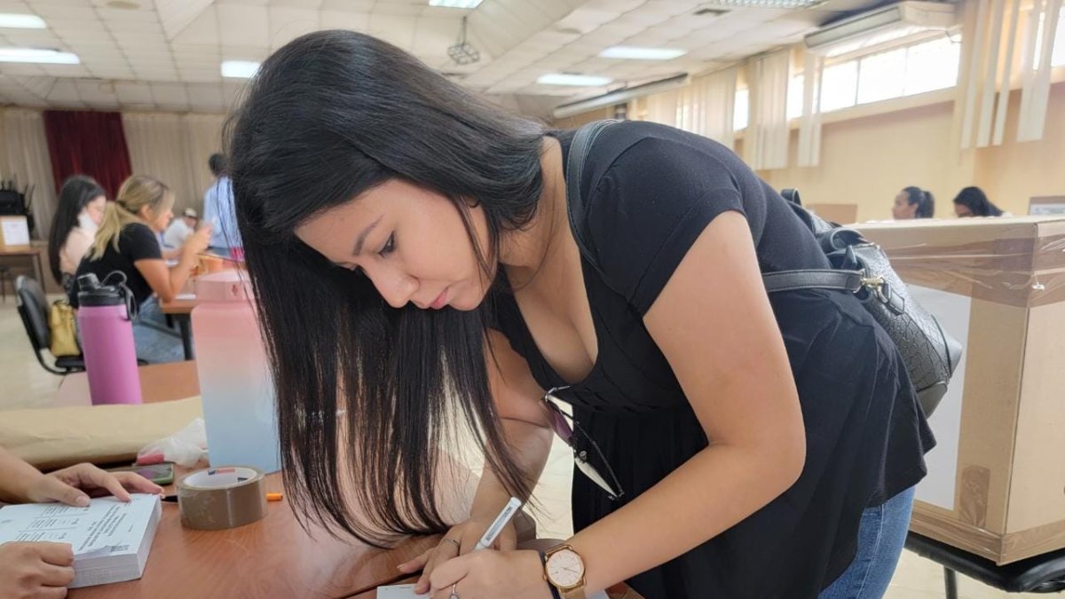 El proceso electoral se realizó en el área administrativa de manera presencial.