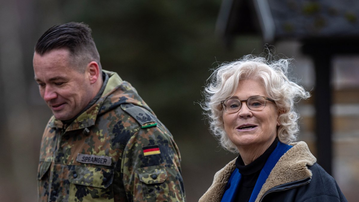 Christine Lambrech, anunció este lunes 16 de enero de 2023 que ha presentado su dimisión al canciller federal,