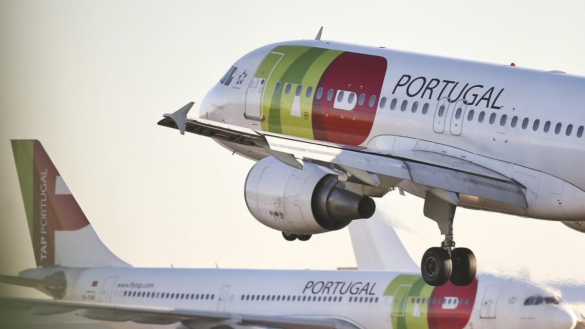 Aeropuerto.- Las naves de la aerolínea TAP.