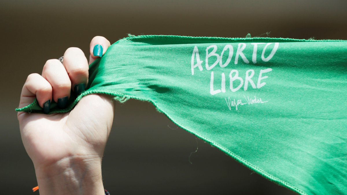 La Corte Constitucional decidió despenalizar el aborto hasta la semana 24. Fotografía de archivo. 