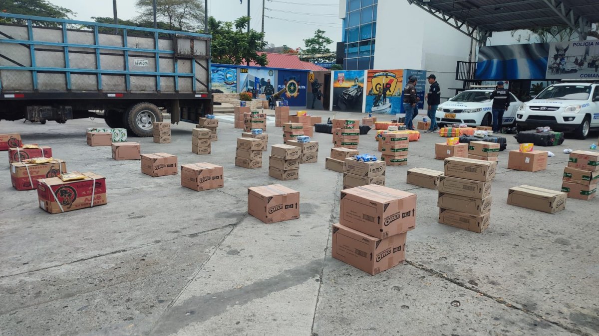 La mercadería se la llevó a la bodega del Servicio Nacional de Aduanas del Ecuador.