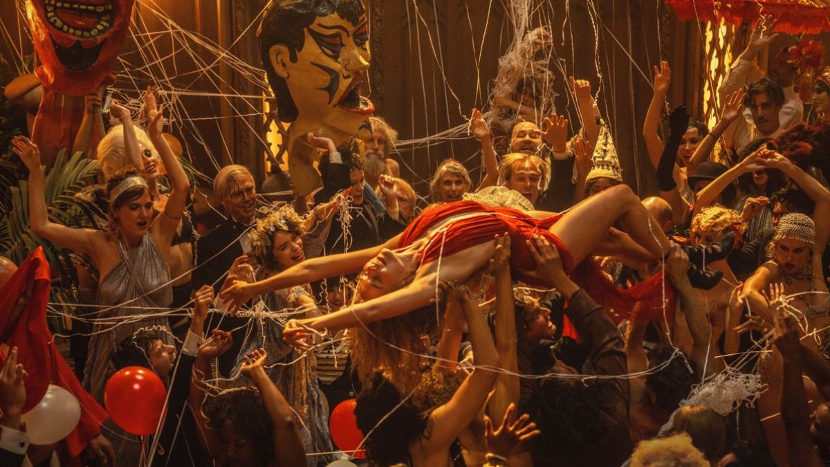 Escándalos y excesos quedan plasmados en esta película dirigida por Damien Chazelle.