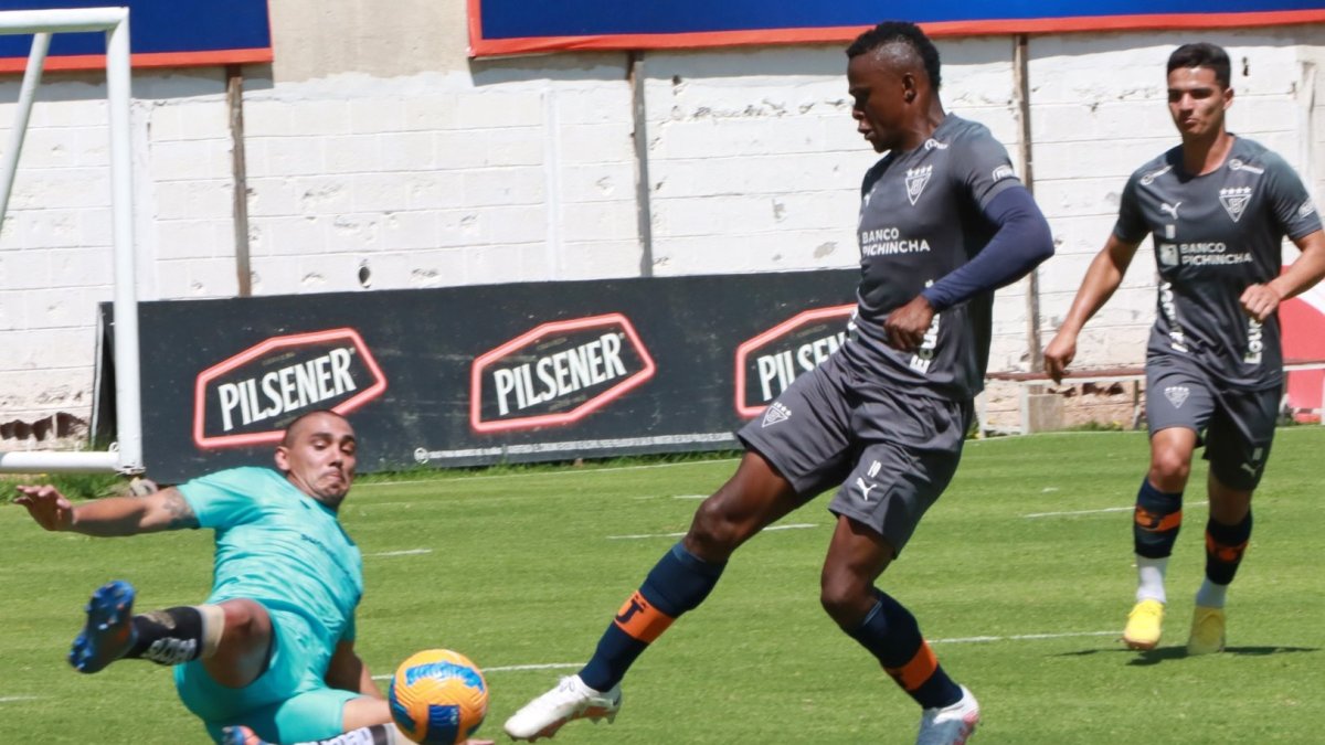 Liga de Quito afina el equipo para la temporada. Jugará LigaPro, Copa Ecuador y Copa Sudamericana.