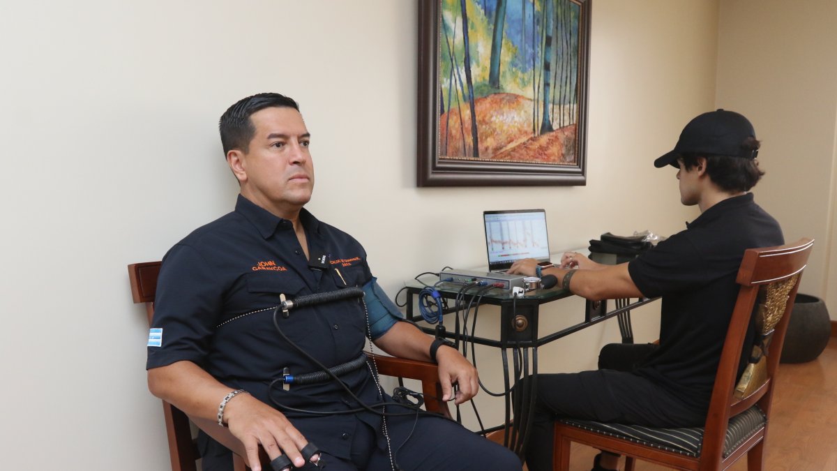 Acto. El candidato es presidente de una empresa de seguridad privada que ofrece el servicio del polígrafo, en entrevista con Diario EXPRESO se usó este sistema.