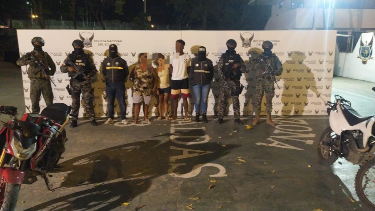 Presentación. La policía presentó este viernes a las personas que estarían implicadas en el asesinato.