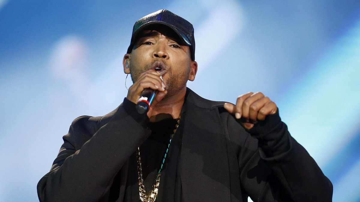 Fotografía de archivo en la que se registró al cantante puertorriqueño Don Omar, durante una presentación, en Santiago de Chile