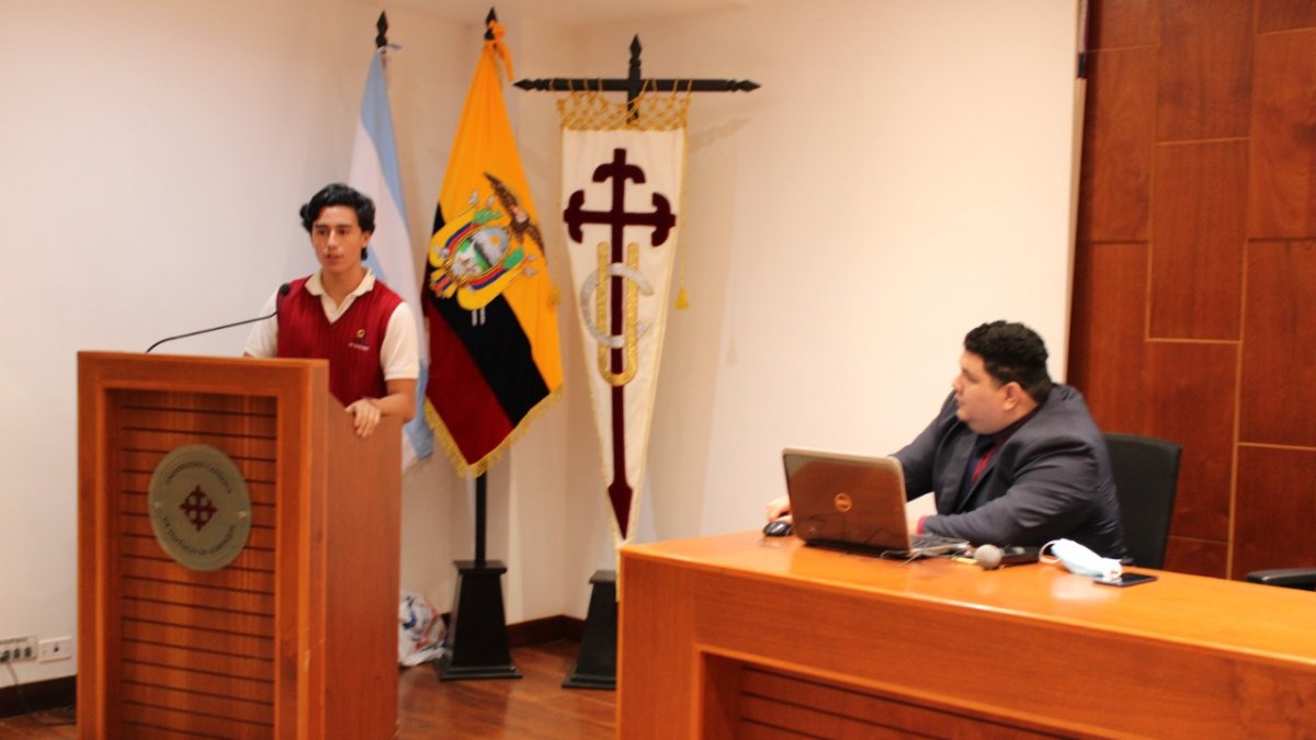 Semifinalistas. Tres representantes de distintos colegios harán la final.