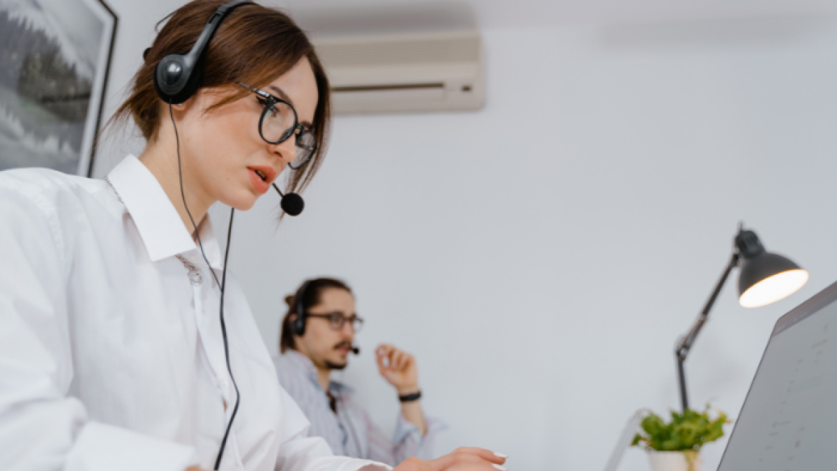 Referencial. Karens For Hire