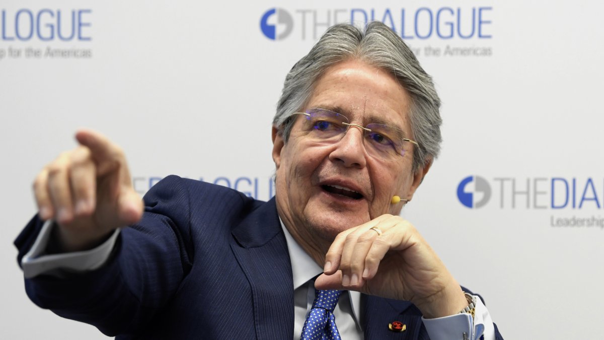 Fotografía de archivo en la que se registró al presidente de Ecuador, Guillermo Lasso, quien aseguró este domingo que en su Gobierno, se han incautado más de 300 toneladas de droga al narcotráfico.