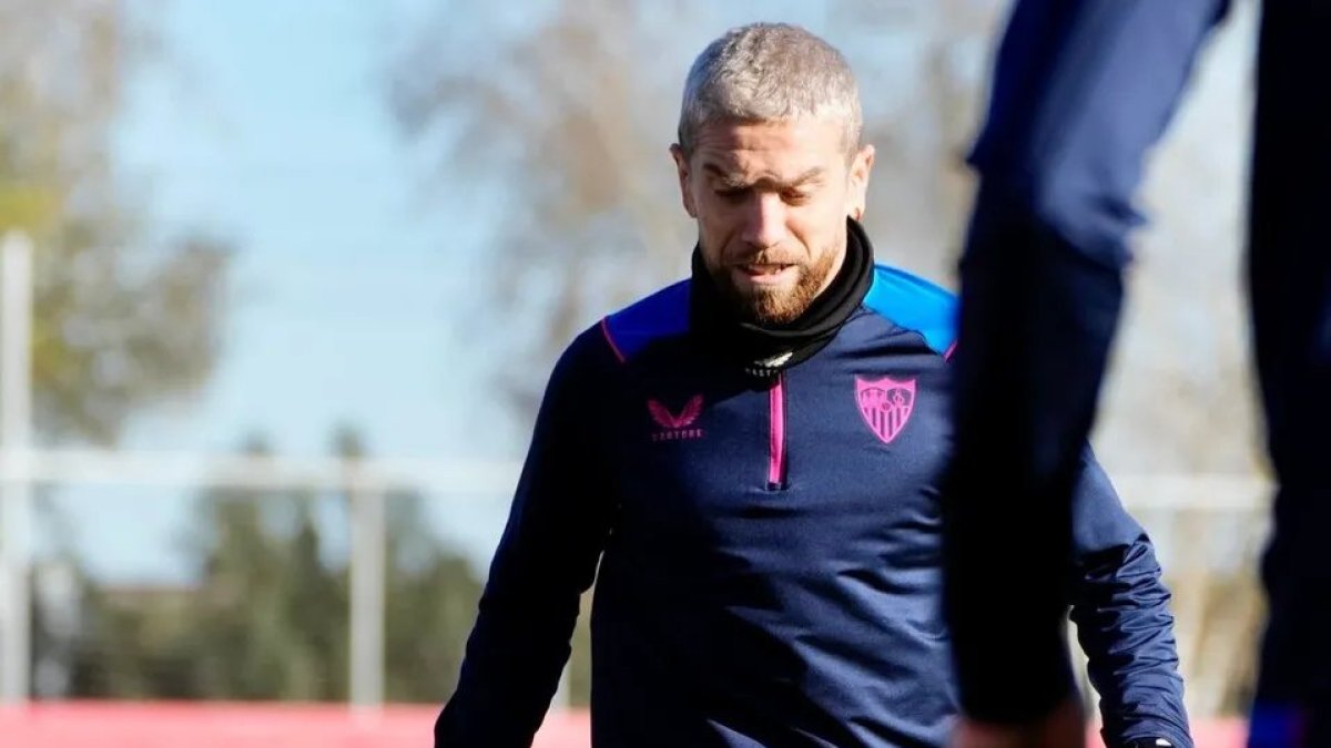 El Papu Gómez, volante argentino, en el entrenamiento del Sevilla.