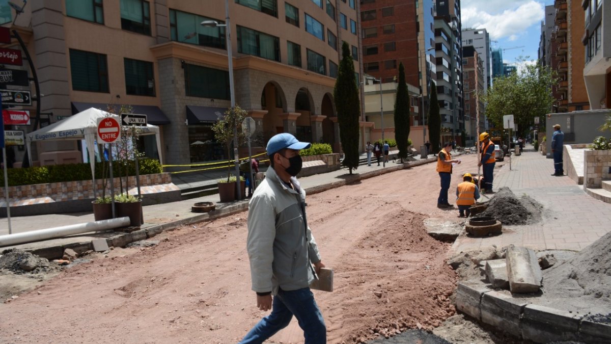 Acceso. Mientras duren estas acciones, se deberá utilizar rutas alternas.