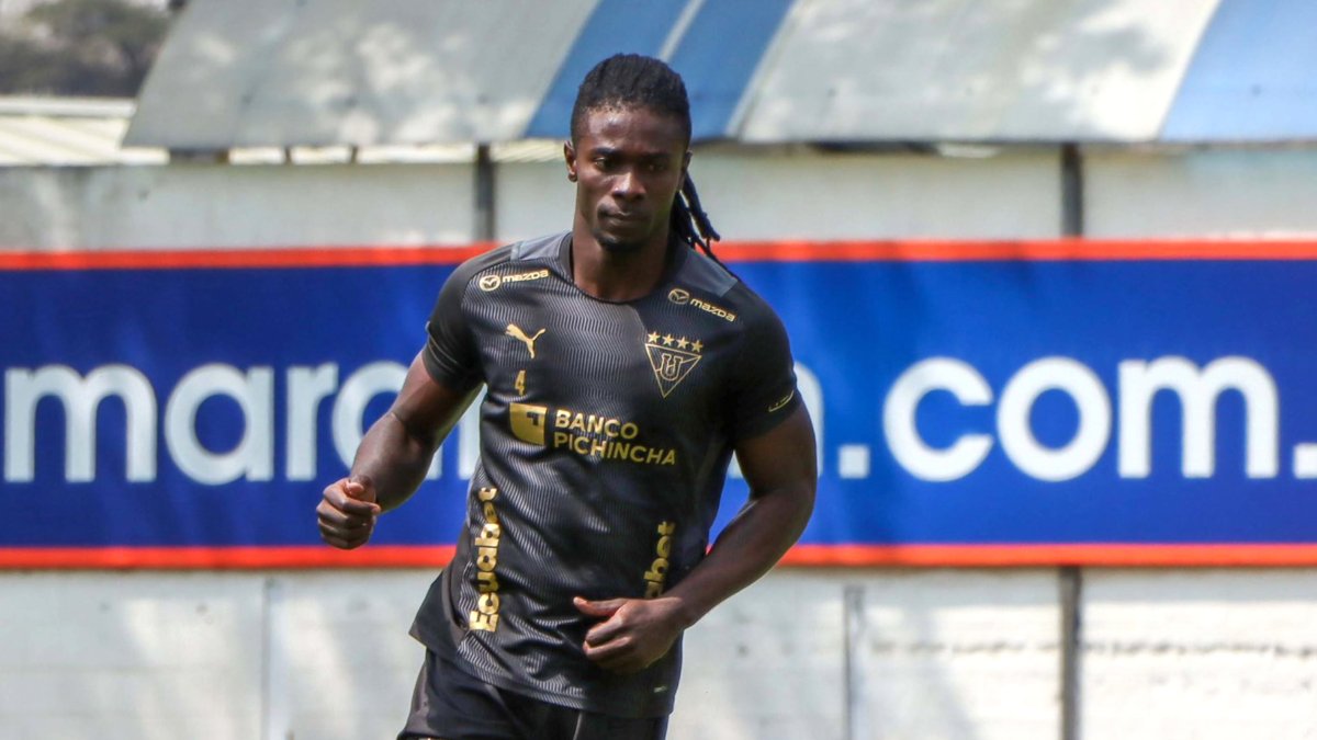 Ricardo Adé llegó para liderar la renovada defensa de Liga de Quito. Quiere aportar su experiencia.