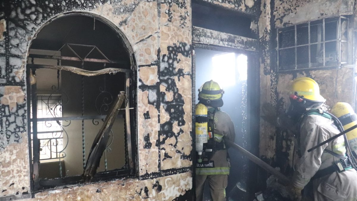 Emergencia. El flagelo se suscitó en un inmueble de la avenida Las Aguas.